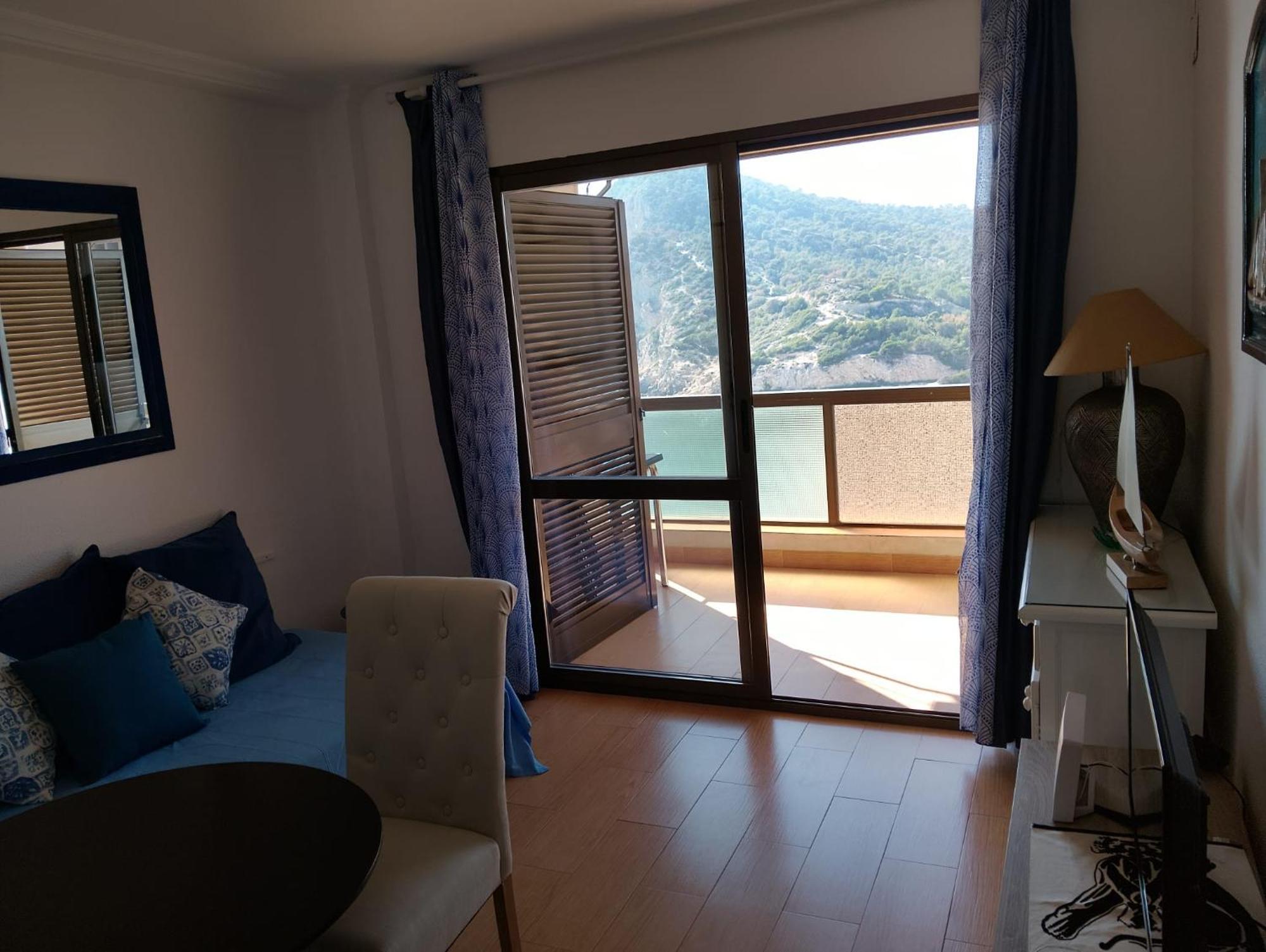 En Cala de Finestrat